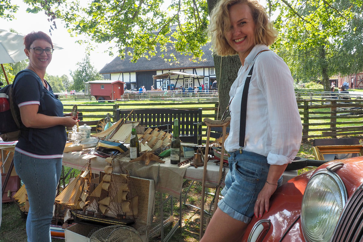 Antik- und Kunstmarkt mit Buchbasar